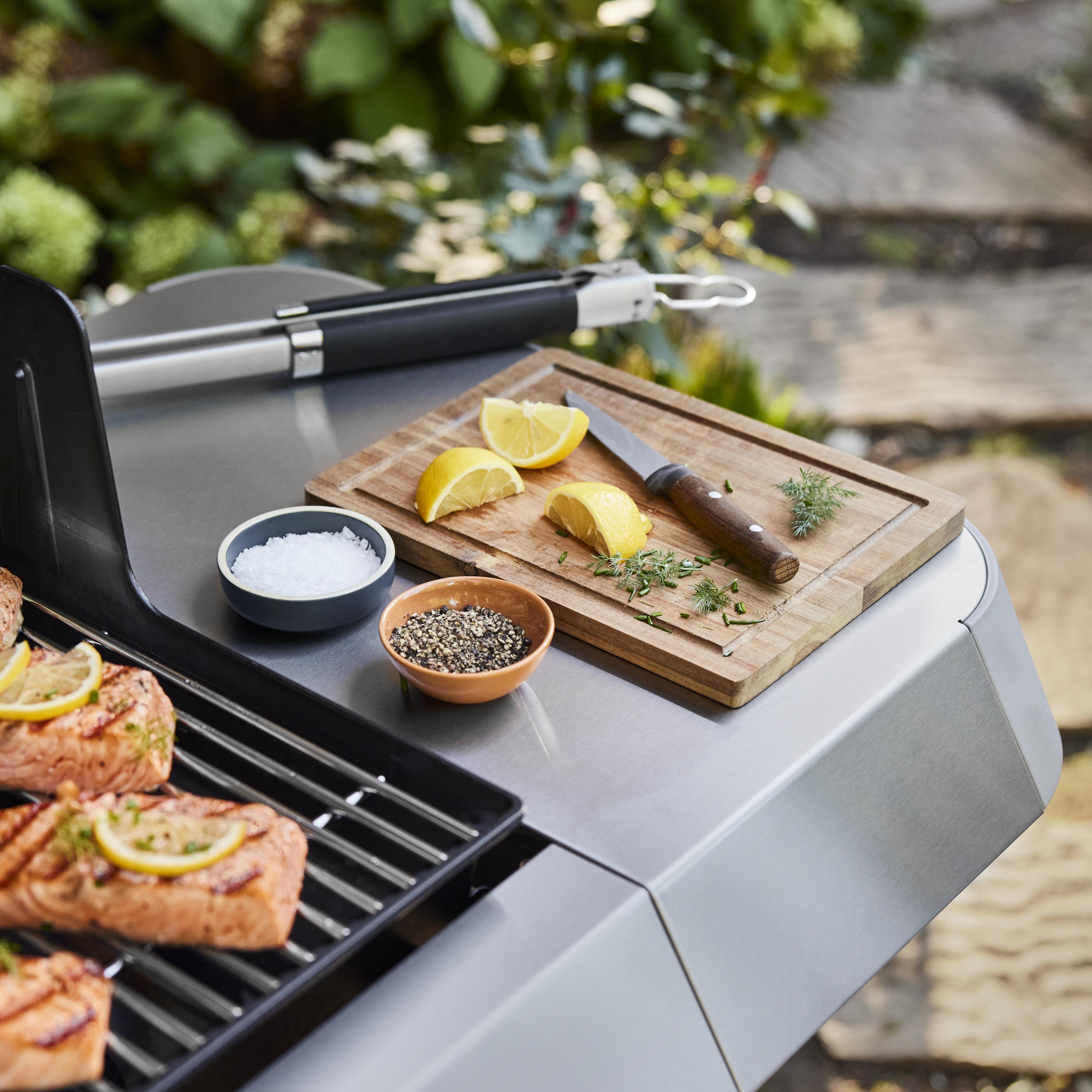  Weber Genesis S-335C Gas Grill 1500579 IMAGE 5