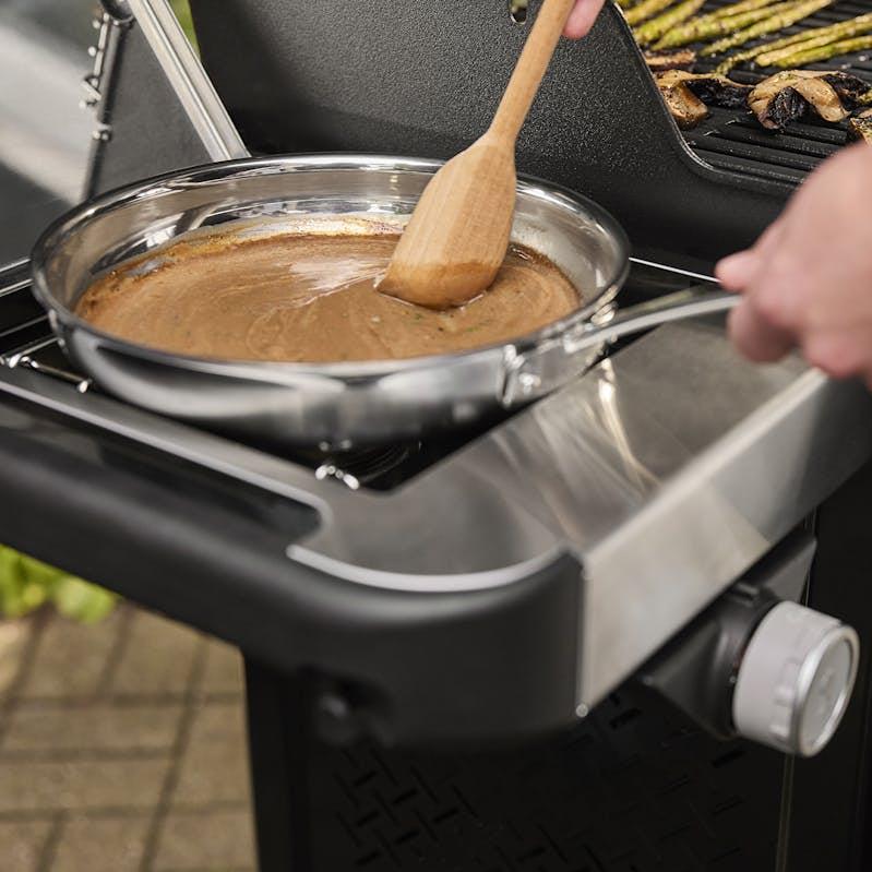 Weber Spirit® E-435 Gas Grill - Propane 1500782 IMAGE 5
