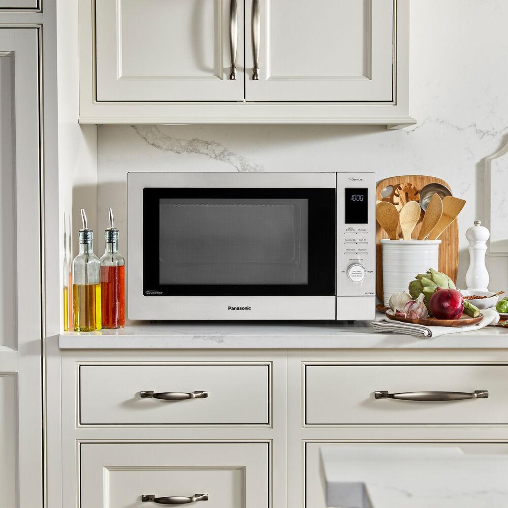 Panasonic Four à micro - ondes de comptoir de 1,2 pi cu avec convection NN - CD87KSC - Germain Larivière