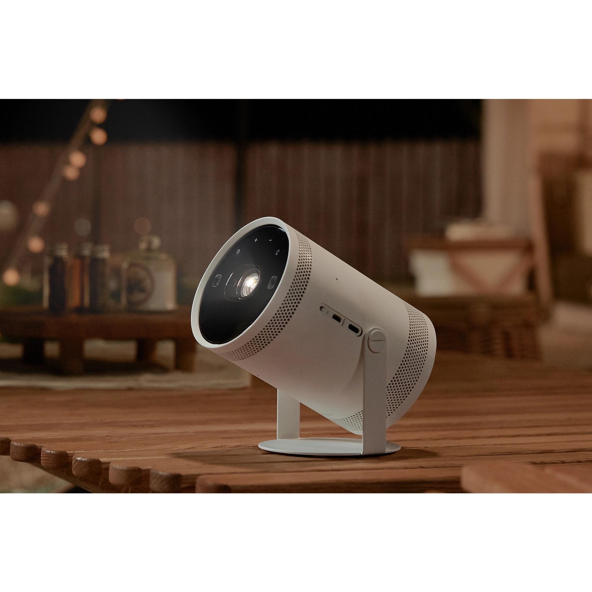 Samsung Projecteur intelligent DEL portable FHD Freestyle SP - LFF3CLAXXZC - Germain Larivière